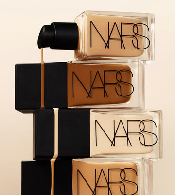 NARS Light Reflecting Foundation